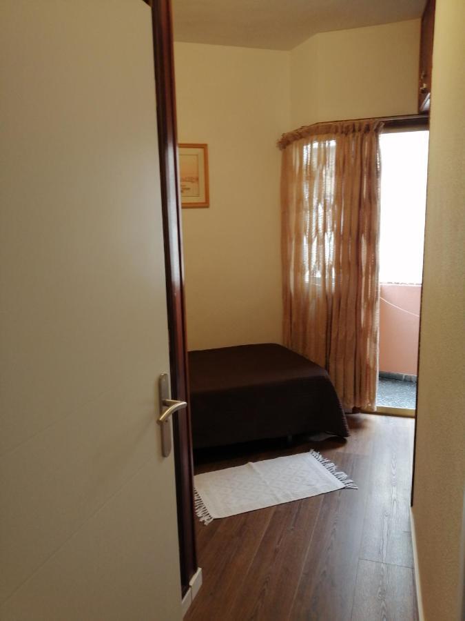 A 1 Minuto De Canteras Apartment *